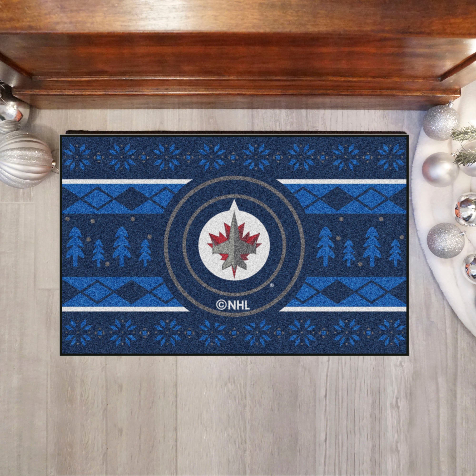 FANMATS, LNH - Tapis en chandail de Noël des Jets de Winnipeg - 19 po x 30 po