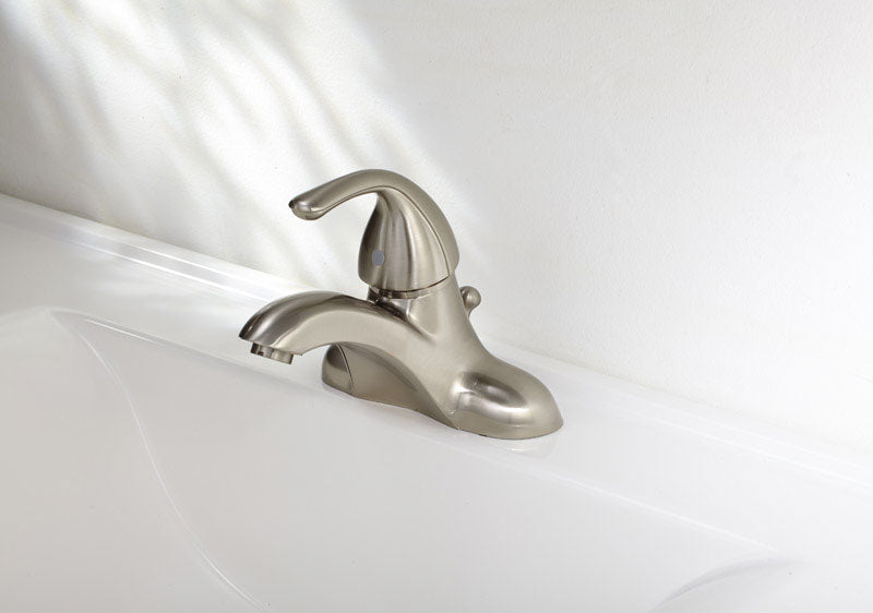 OakBrook, OakBrook Brushed Nickel Single-Handle Bathroom Sink Faucet 4 in.